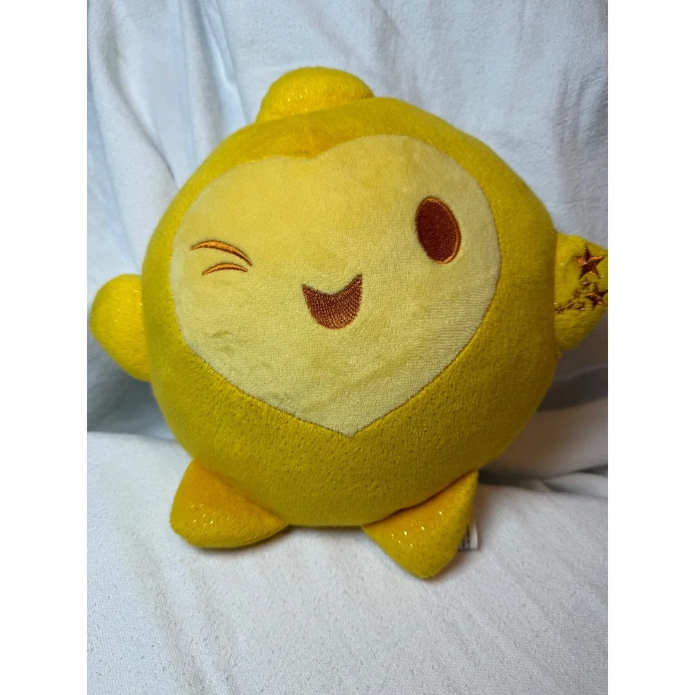 Disney Wish Roba Plush Yellow‎ Heart Face Winking Star Accents